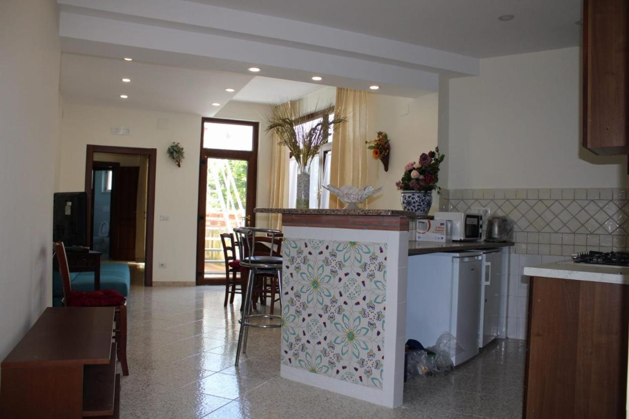 Casa Angelina Villa Termini Buitenkant foto